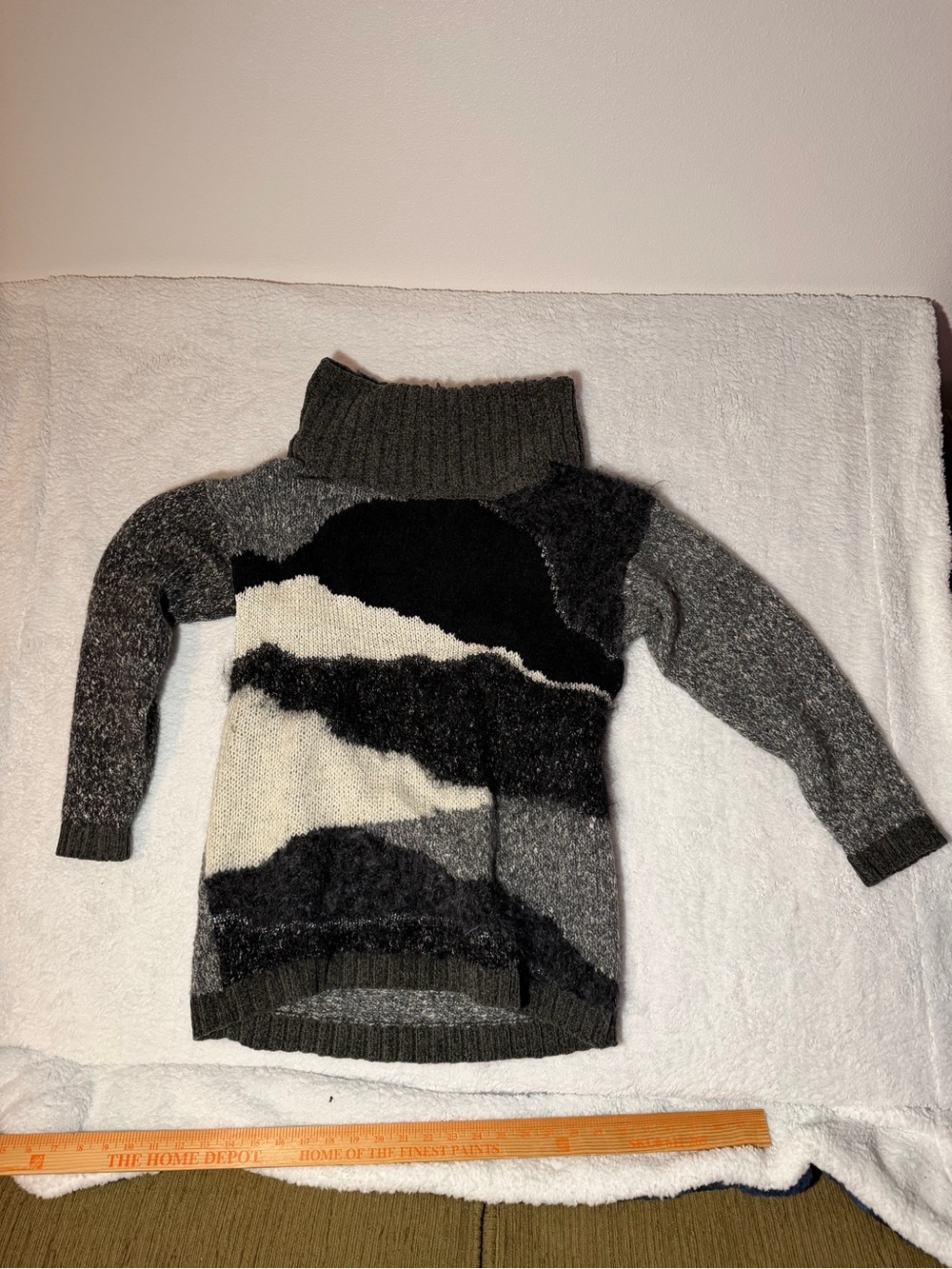 Carole Little Gray Turtleneck Knit Sweater